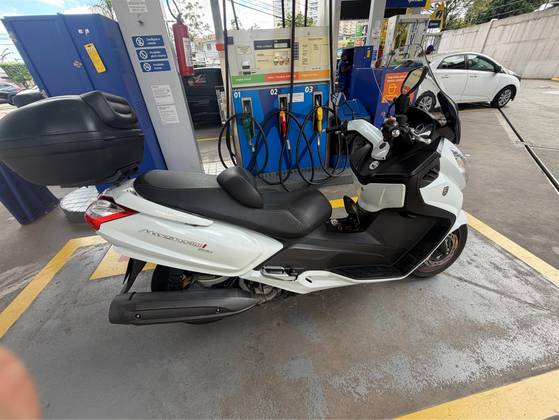 DAFRA MAXSYM 400i 